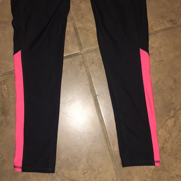 Reebok black and pink medium compression pants - Picture 3 of 5